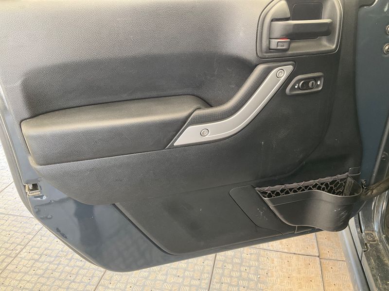 Jeep Wrangler Unlimited 2.8 CRD Rubicon 2018 – снимка 31