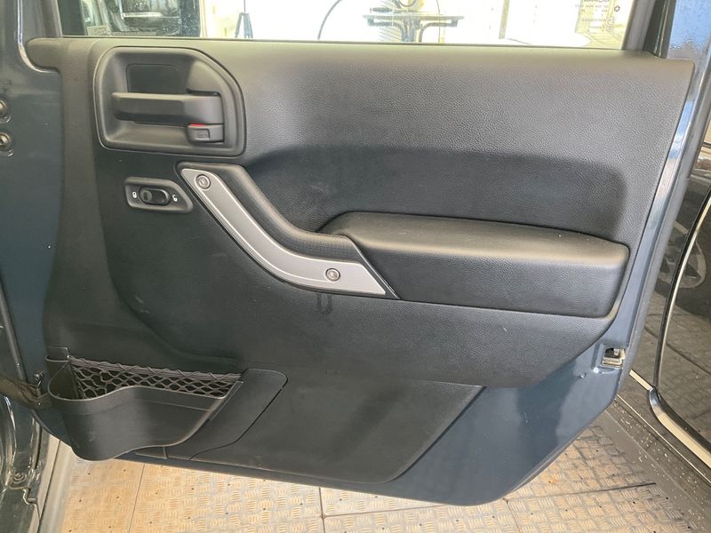 Jeep Wrangler Unlimited 2.8 CRD Rubicon 2018 – снимка 34