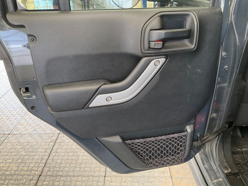 Jeep Wrangler Unlimited 2.8 CRD Rubicon 2018 – снимка 28