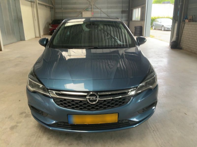 Opel Astra 1.4 SIDI Turbo Innovation Start&Stop 2017 – снимка 14
