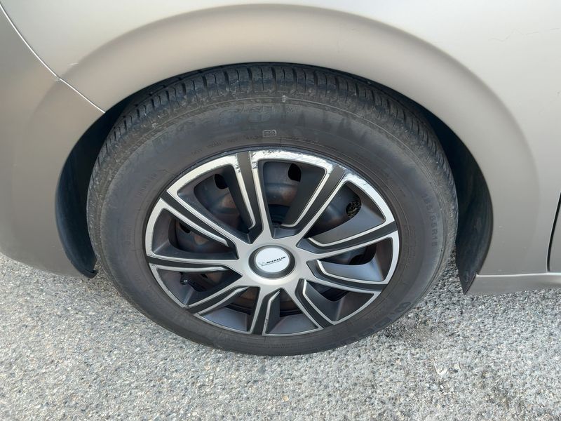 Peugeot 208 1.6 Blue-HDi Active 2015 – снимка 3