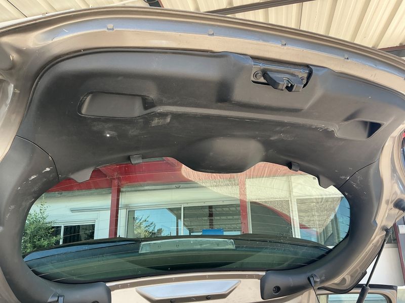 Peugeot 208 1.6 Blue-HDi Active 2015 – снимка 31
