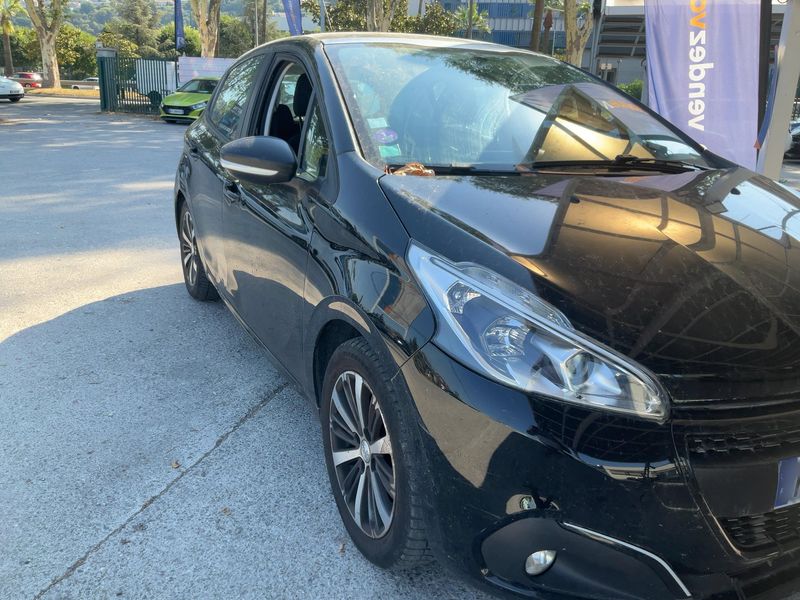 Peugeot 208 1.2 e-VTi Active 2017 – снимка 12