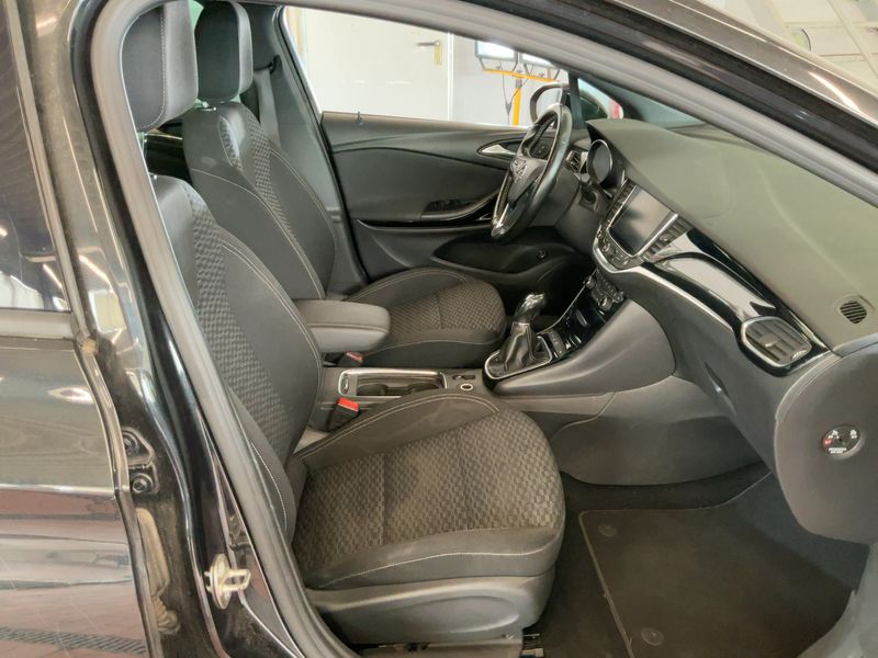 Opel Astra 1.4 SIDI Turbo Dynamic Start&Stop 2016 – снимка 17