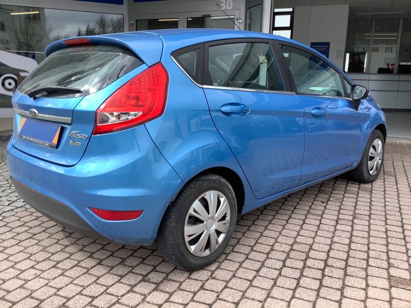 Ford Fiesta 1.25 Titanium 2011 – снимка 2
