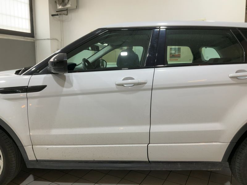 Land Rover Evoque 2.0 Sd4 SE Dynamic 2016 – снимка 4