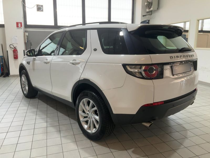 Land Rover Discovery Sport 2.0 Turbo SE AWD 2018 – снимка 6