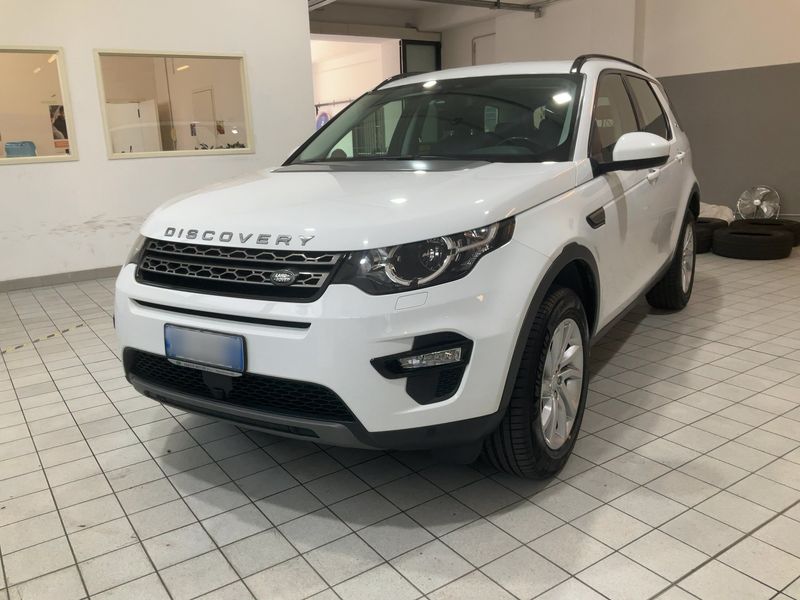 Land Rover Discovery Sport 2.0 Turbo SE AWD 2018 – снимка 1