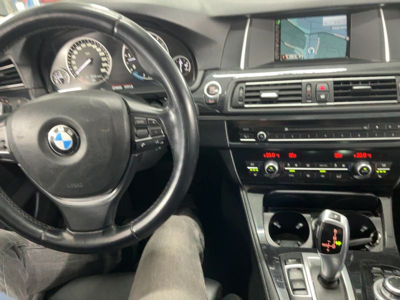 BMW 5er 530d xDrive 2015 – снимка 12