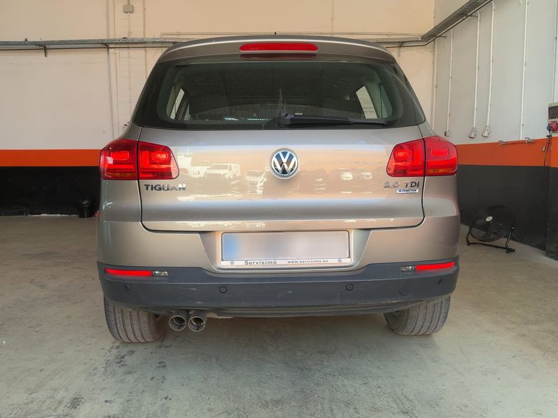 Volkswagen Tiguan 2.0 TDI T1 BlueMotion Tech 2015 – снимка 7
