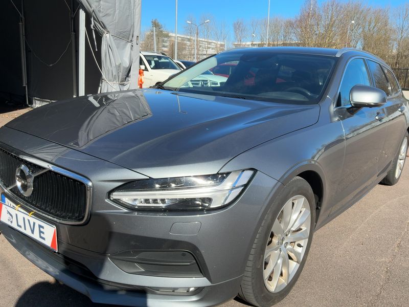 Volvo V90 2.0 D4 Momentum 2018 – снимка 1