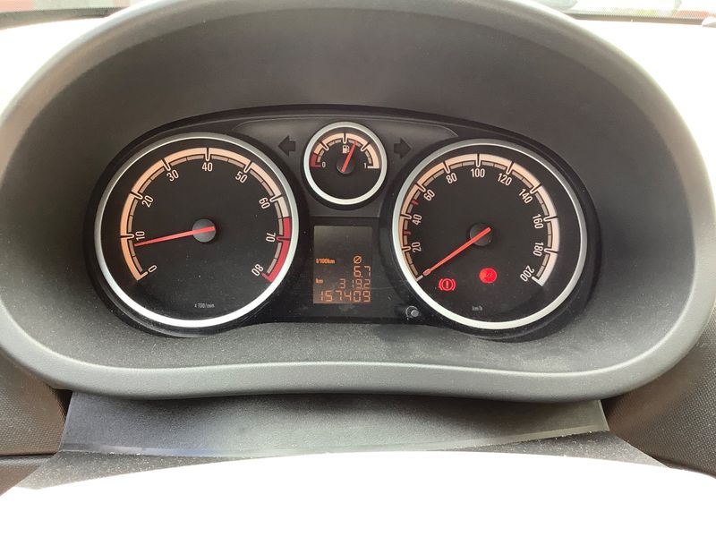 Opel Corsa 1.2 Edition 2012 – снимка 4