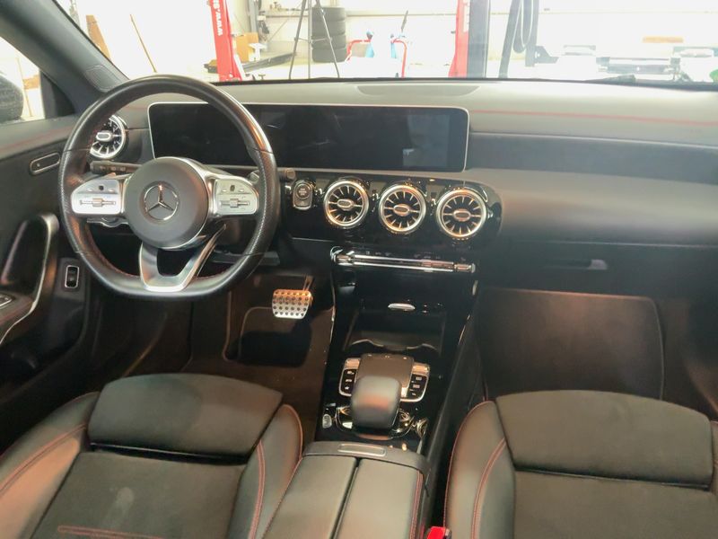 Mercedes-Benz CLA-Klasse CLA 180 Shooting Brake AMG Line 2020 – снимка 18