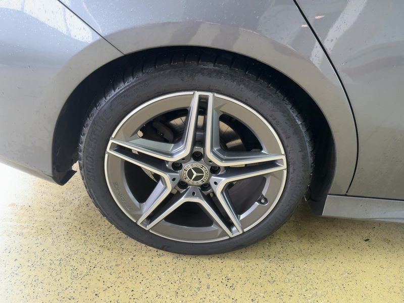 Mercedes-Benz CLA-Klasse CLA 180 Shooting Brake AMG Line 2020 – снимка 9