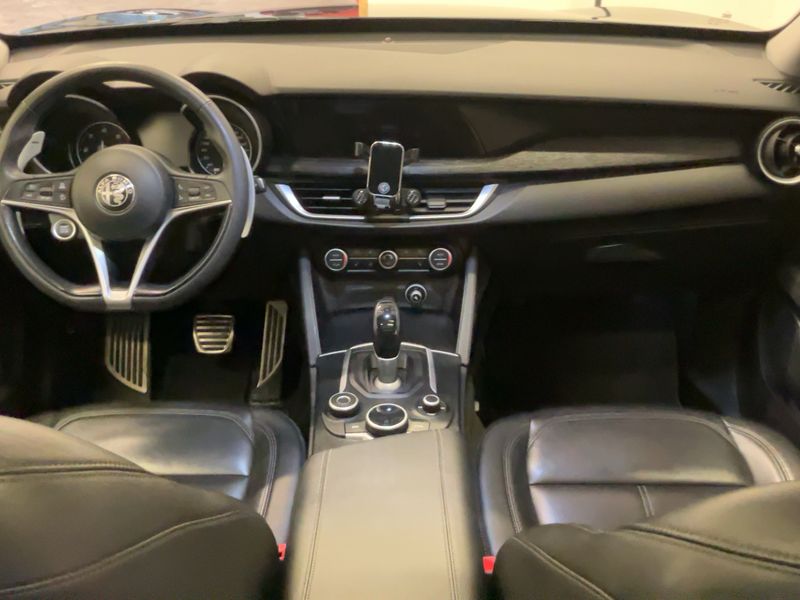 Alfa Romeo Stelvio 2.2 JTDM Lusso Q4 2018 – снимка 17