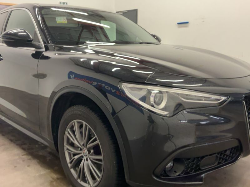 Alfa Romeo Stelvio 2.2 JTDM Lusso Q4 2018 – снимка 12