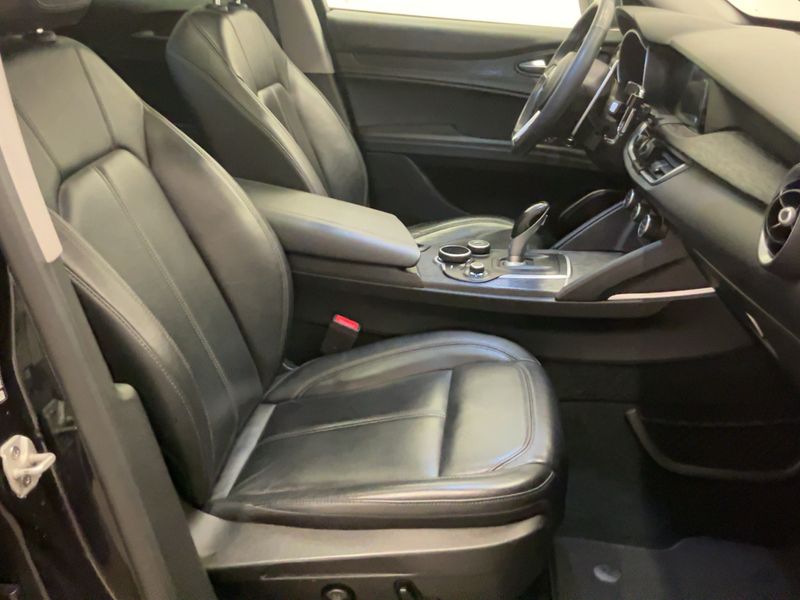 Alfa Romeo Stelvio 2.2 JTDM Lusso Q4 2018 – снимка 16