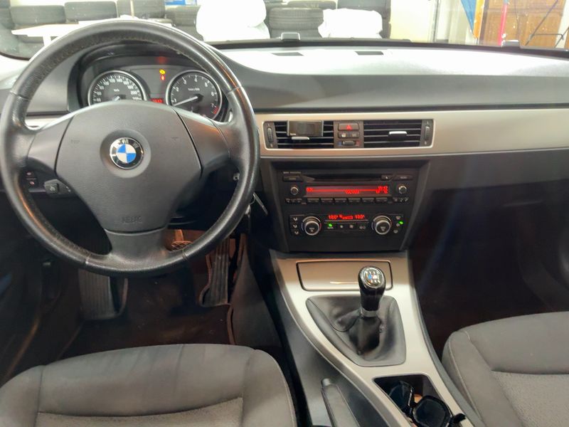 BMW 3er 325i 2007 – снимка 18