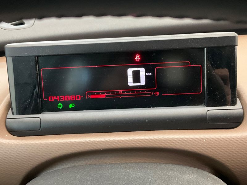 Citroen C4 Cactus 1.6 Blue-HDi Shine 2017 – снимка 18