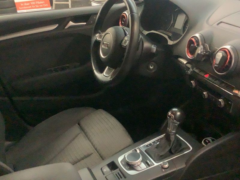 Audi A3 Sportback 2.0 TDI Ambition 2015 – снимка 17