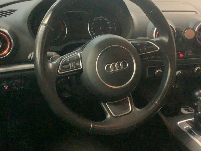 Audi A3 Sportback 2.0 TDI Ambition 2015 – снимка 18