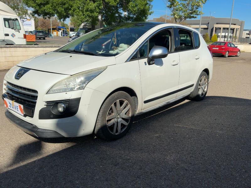 Peugeot 3008 2.0 HDi Active 2012 – снимка 2