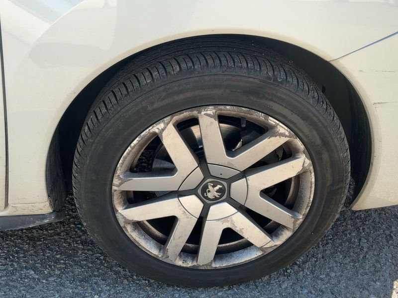 Peugeot 3008 2.0 HDi Active 2012 – снимка 11