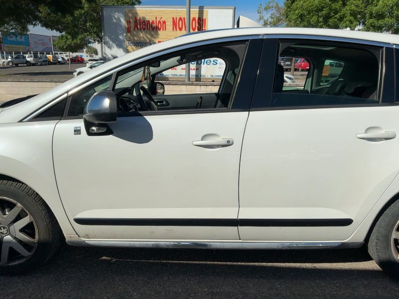 Peugeot 3008 2.0 HDi Active 2012 – снимка 4