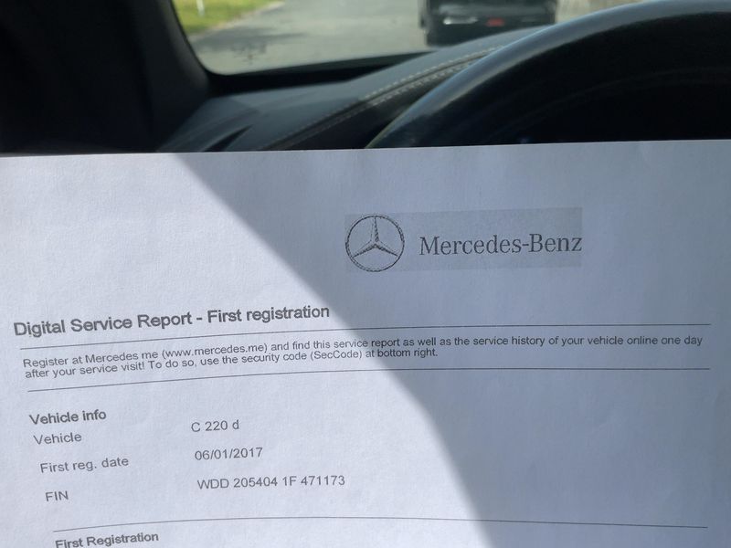 Mercedes-Benz C-Klasse C 220 d AMG Line 2017 – снимка 22