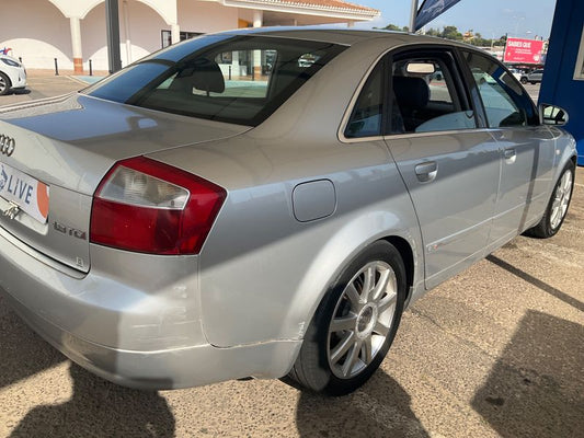 Audi A4 1.9 TDI 2004 – снимка 2