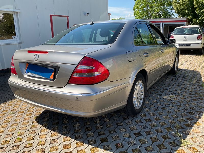 Mercedes-Benz E-Klasse E 280 CDI Elegance 2005 – снимка 2