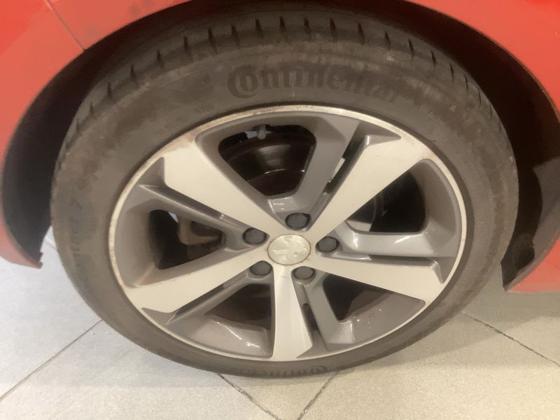 Peugeot 308 1.6 Blue-HDi Allure 2017 – снимка 9