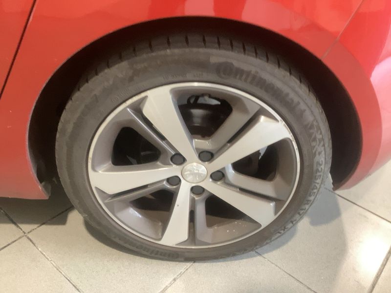 Peugeot 308 1.6 Blue-HDi Allure 2017 – снимка 5
