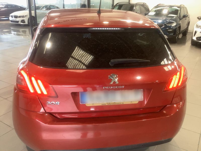 Peugeot 308 1.6 Blue-HDi Allure 2017 – снимка 7
