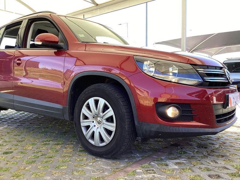 Volkswagen Tiguan 2.0 TSI Trend & Fun 4Motion 2014 – снимка 12
