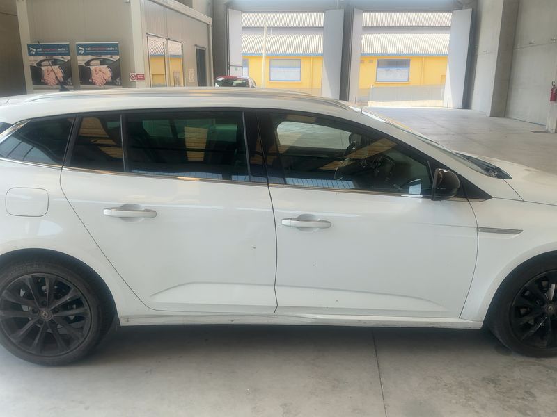 Renault Megane 1.5 dCi Energy Intens 2017 – снимка 10
