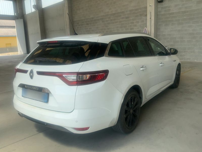 Renault Megane 1.5 dCi Energy Intens 2017 – снимка 8