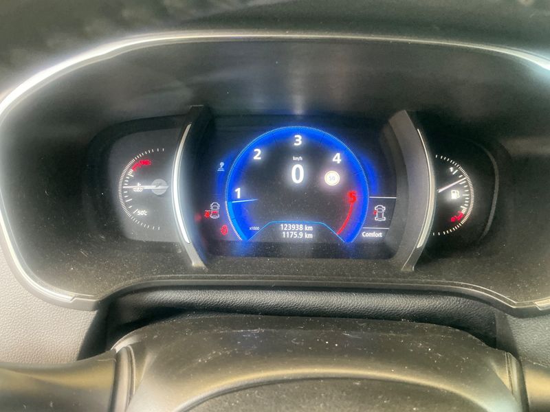 Renault Megane 1.5 dCi Energy Intens 2017 – снимка 18