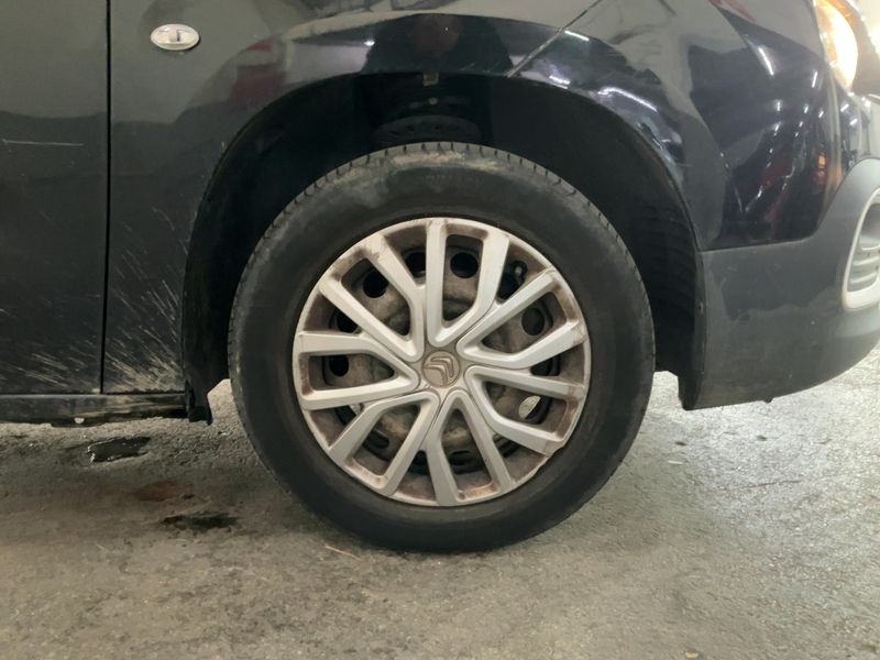 Citroen Berlingo 1.5 Blue-HDi Feel M 2018 – снимка 11