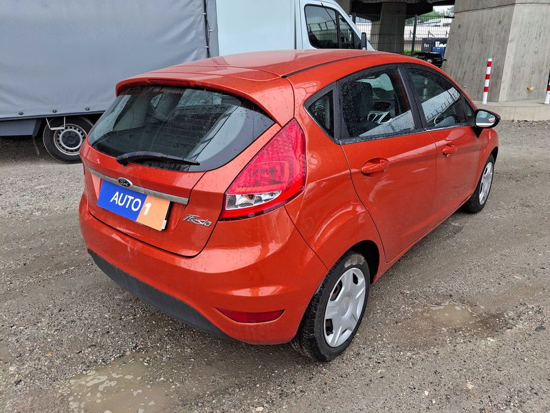 Ford Fiesta 1.25 Titanium 2012 – снимка 5