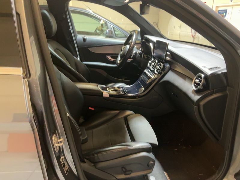 Mercedes-Benz GLC-Klasse GLC 220 4Matic AMG Line 2016 – снимка 16
