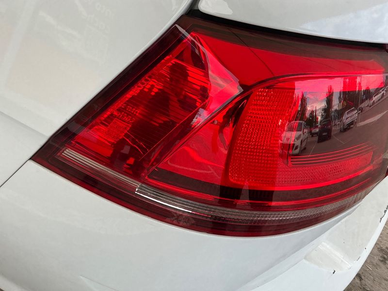 Volkswagen Golf VII 2.0 TDI Sport BlueMotion Tech 2015 – снимка 24