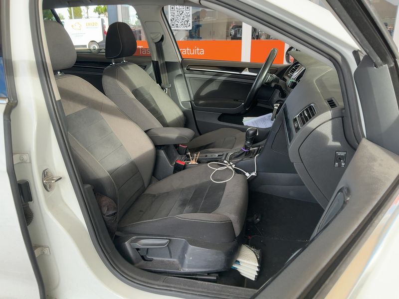 Volkswagen Golf VII 2.0 TDI Sport BlueMotion Tech 2015 – снимка 16