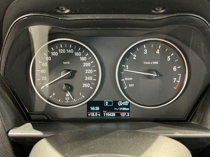 BMW 1er 116i 2012 – снимка 19