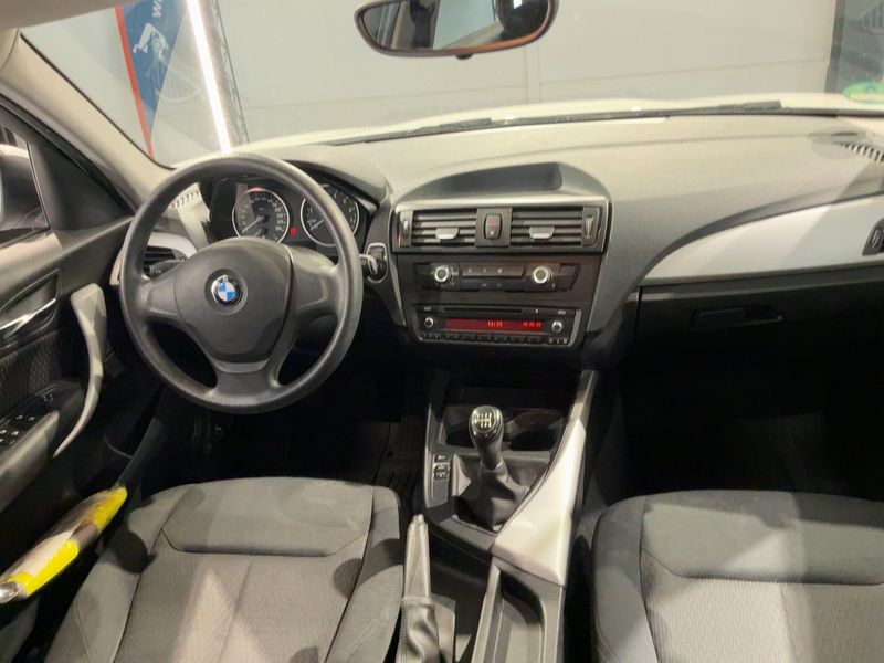 BMW 1er 116i 2012 – снимка 18