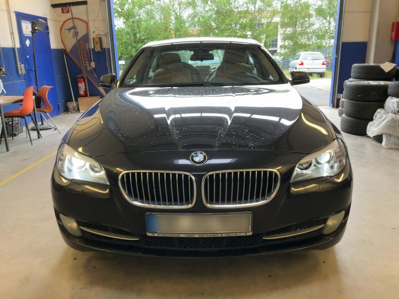 BMW 5er 535i xDrive 2011 – снимка 14