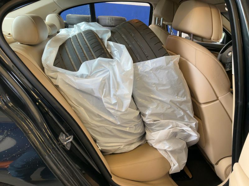 BMW 5er 535i xDrive 2011 – снимка 20
