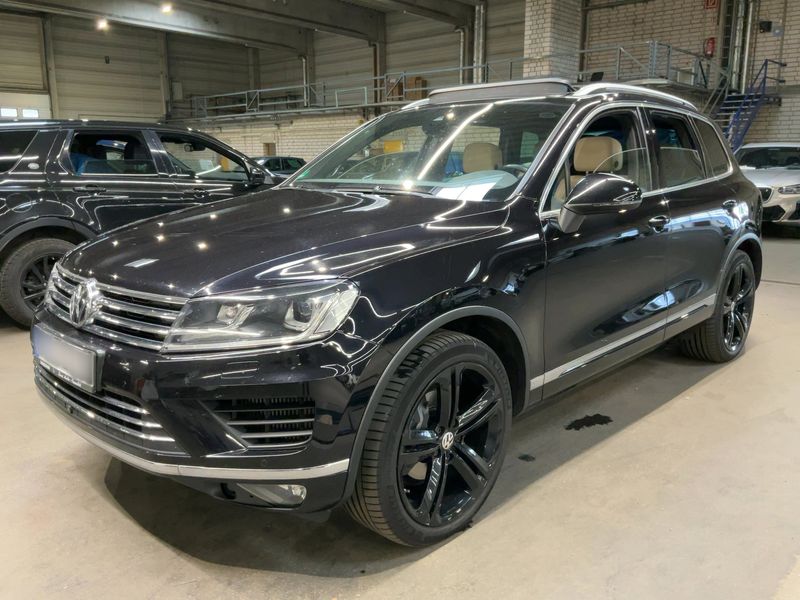 Volkswagen Touareg 3.0 V6 TDI Exclusive Terrain Tech BlueMotion Tech 2017 – снимка 1