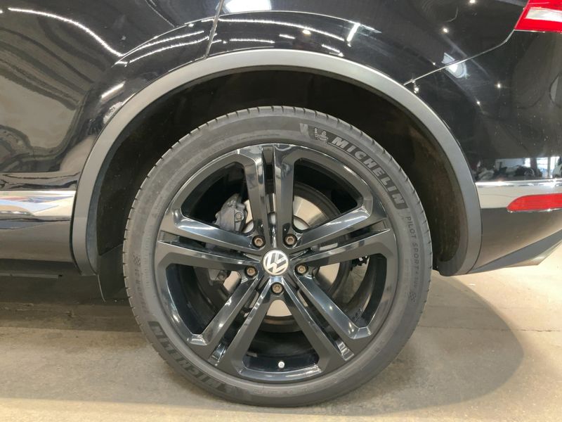 Volkswagen Touareg 3.0 V6 TDI Exclusive Terrain Tech BlueMotion Tech 2017 – снимка 5