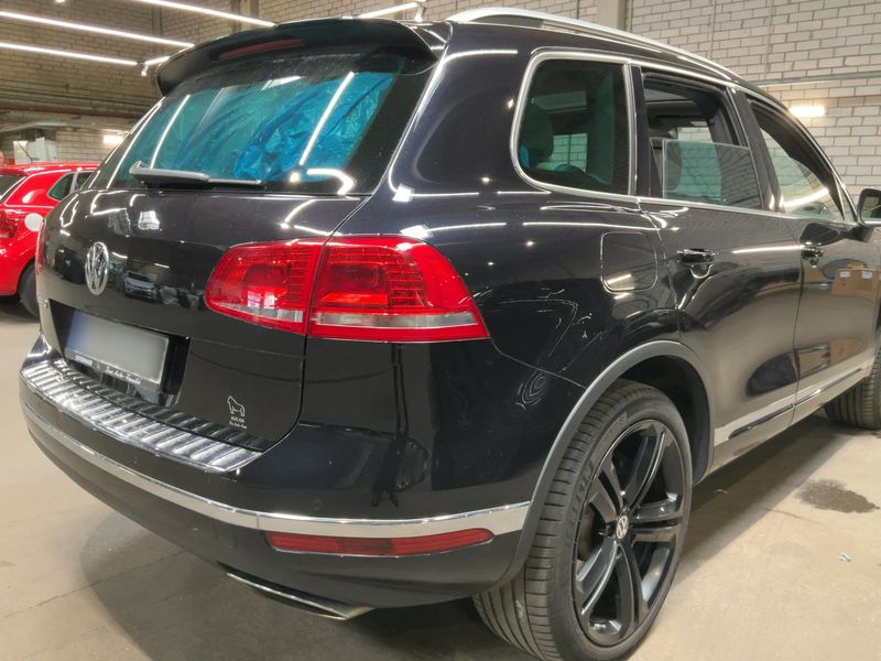 Volkswagen Touareg 3.0 V6 TDI Exclusive Terrain Tech BlueMotion Tech 2017 – снимка 8